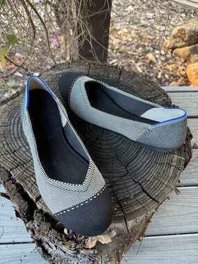 Rothy's Two-Tone Black & Gray Knit Ballet Flats with Blue Trim